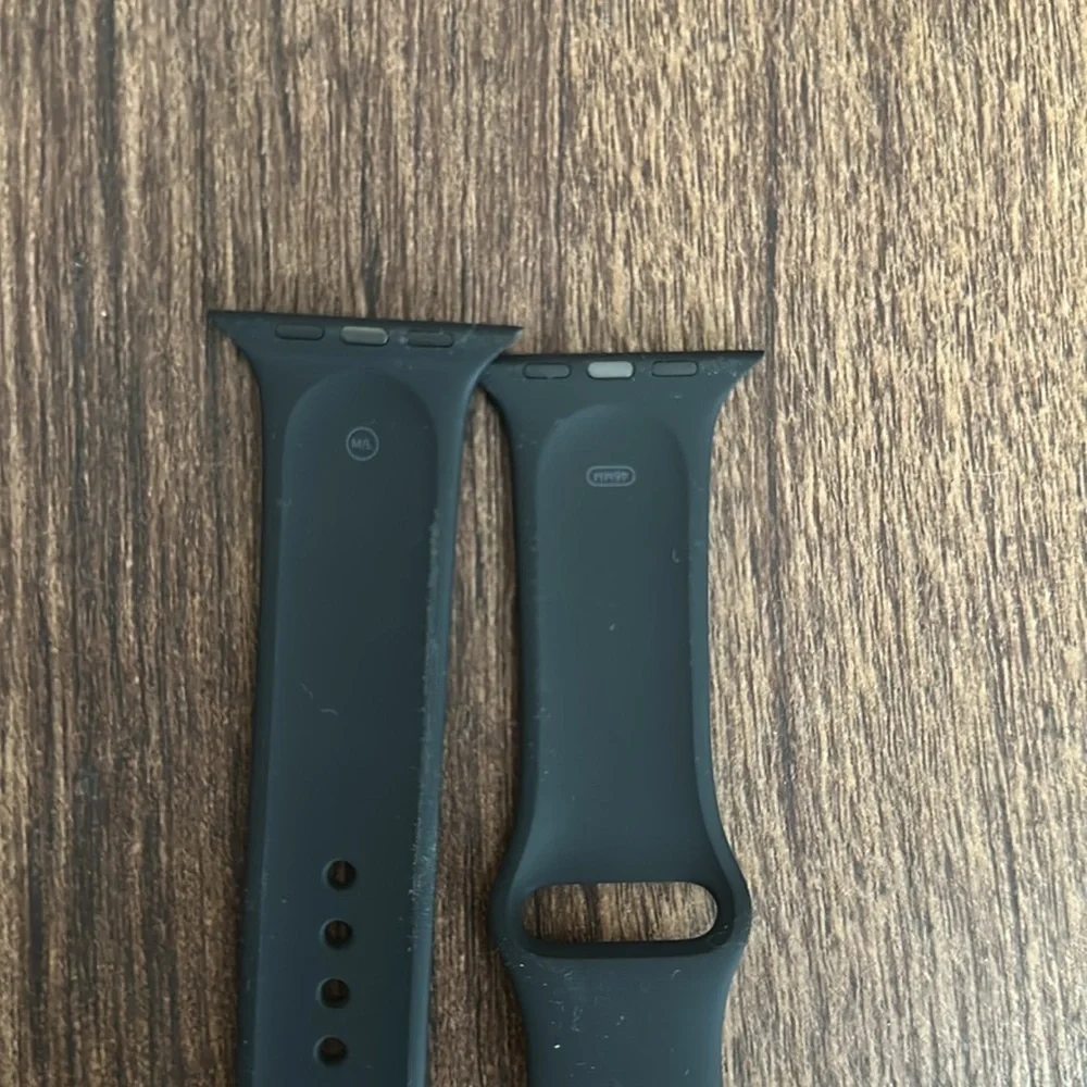 Apple Watch Series 10 46mm Aluminum Black Sport Band - M/L